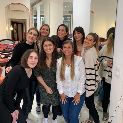 cours de maquillage paris en groupe